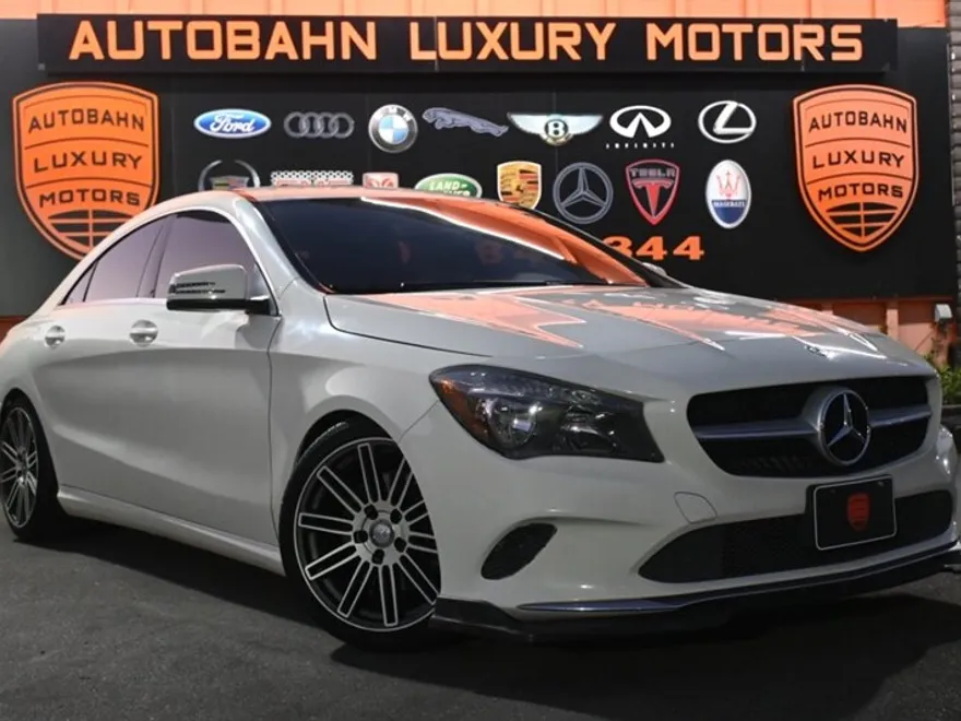 2017 Mercedes Benz CLA 250 photo 1