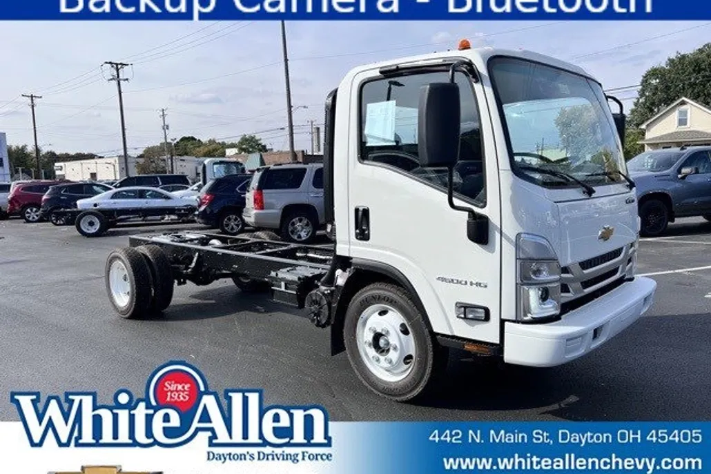 2024 Chevrolet Silverado 4500HD photo 1