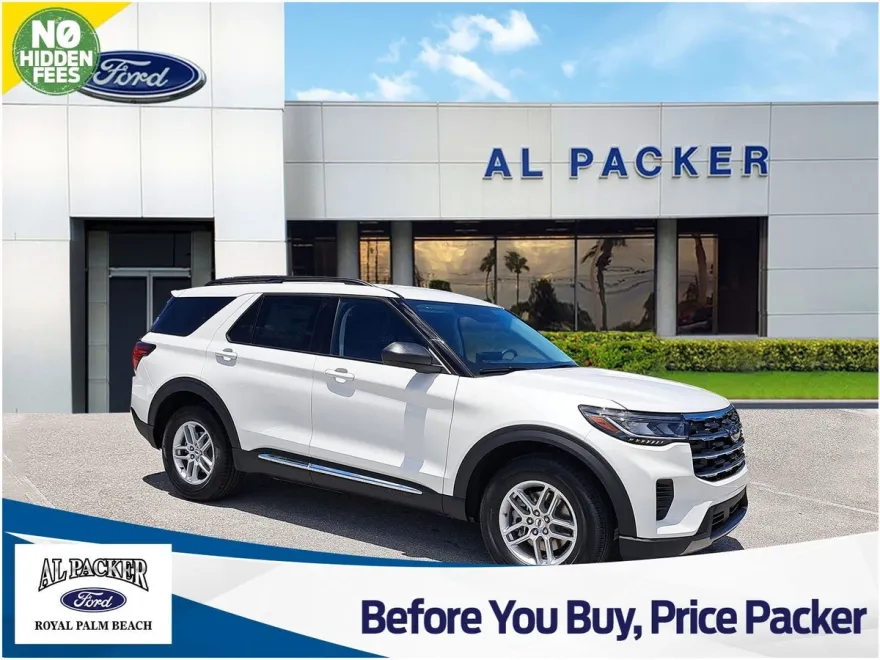 2025 Ford Explorer photo 1