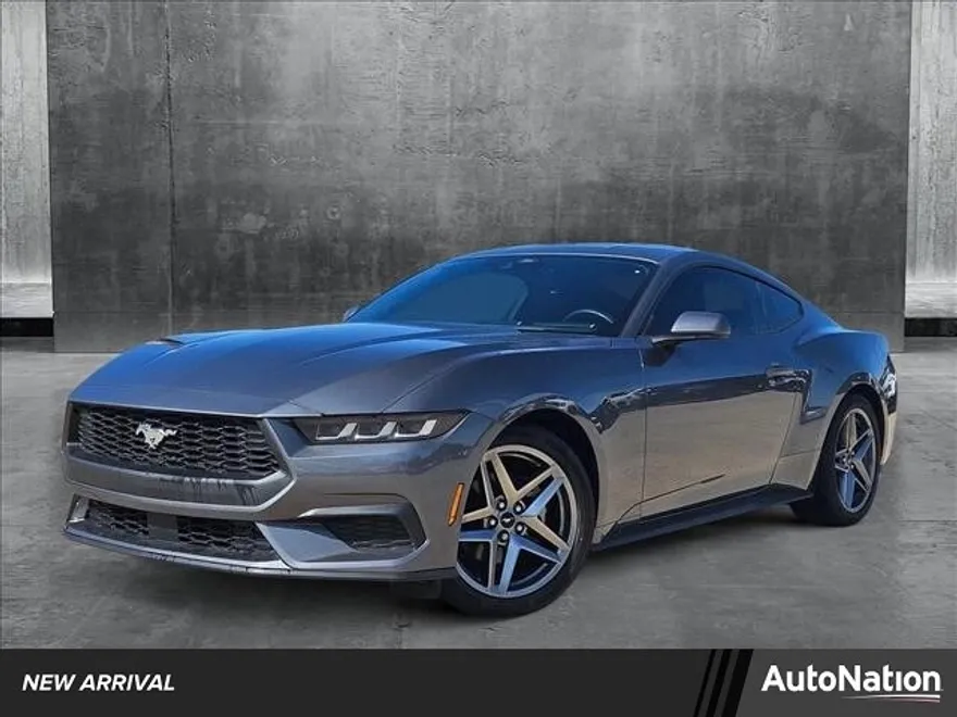 2025 Ford Mustang EcoBoost photo 1