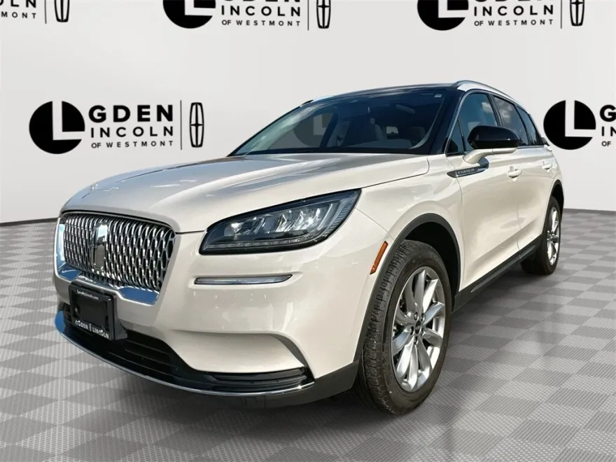 2022 Lincoln Corsair Standard photo 1