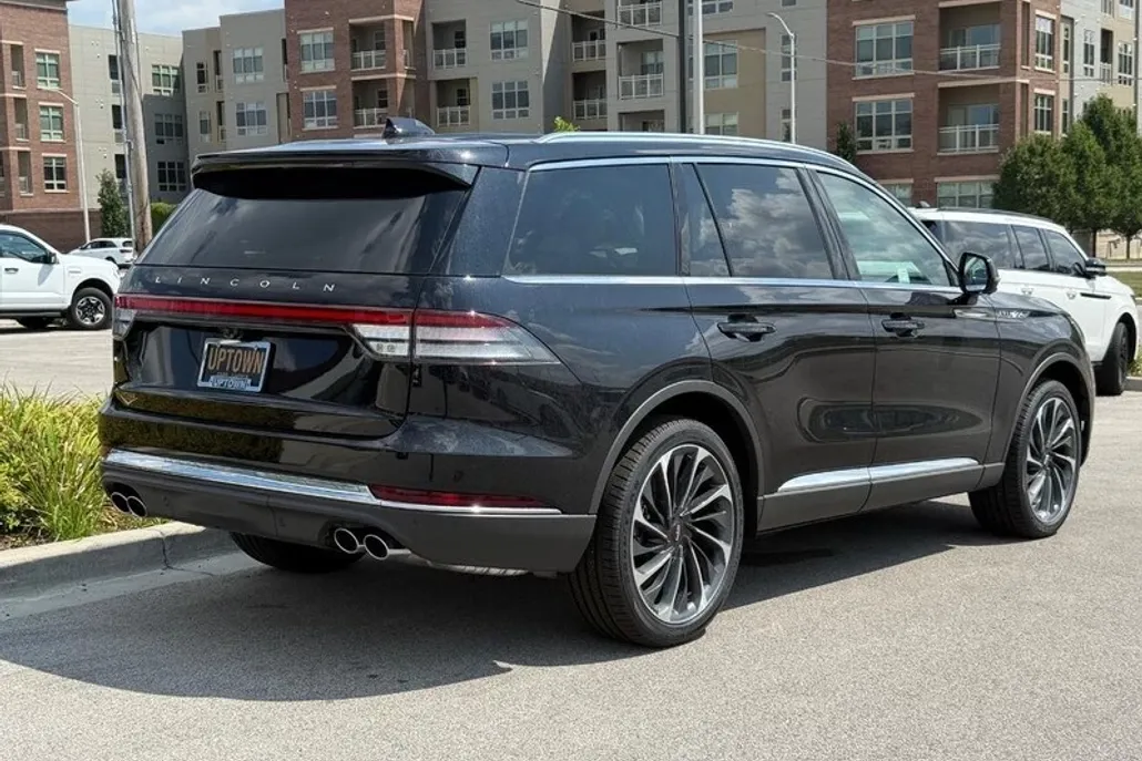 2025 Lincoln Aviator Reserve photo 1