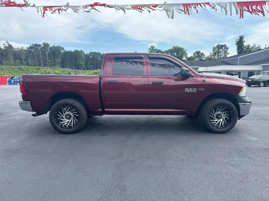 2018 Ram 1500 Tradesman photo 1