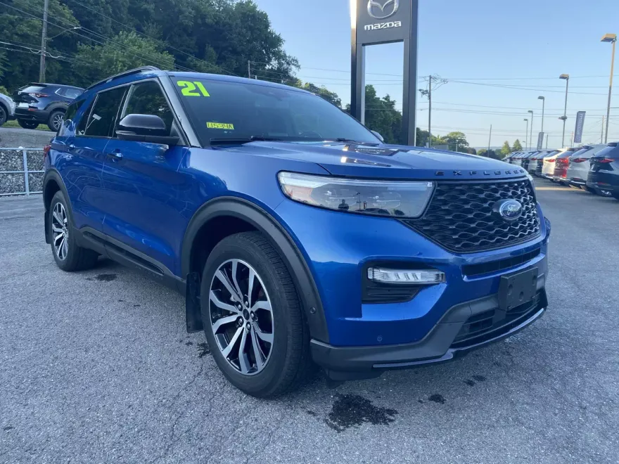 2021 Ford Explorer ST photo 1
