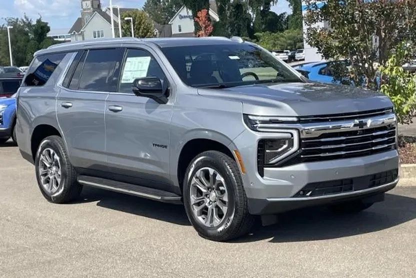 2025 Chevrolet Tahoe LT photo 1