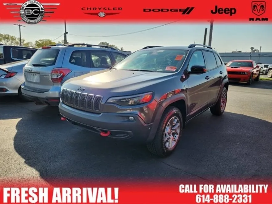 2022 Jeep Cherokee Trailhawk photo 1