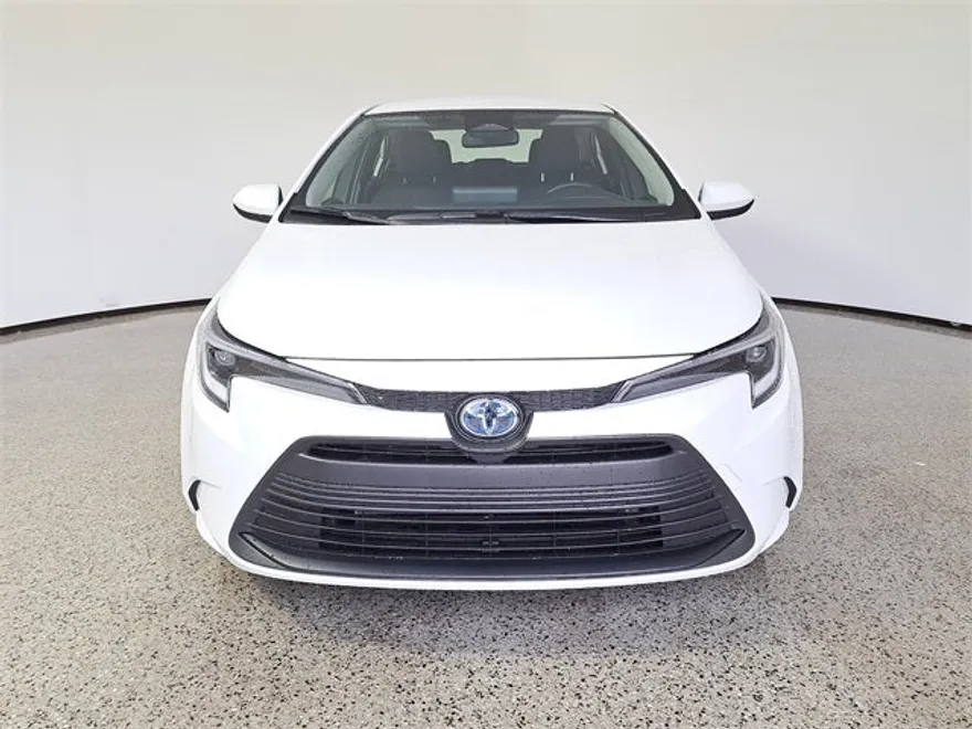 2025 Toyota Corolla Hybrid LE photo 1