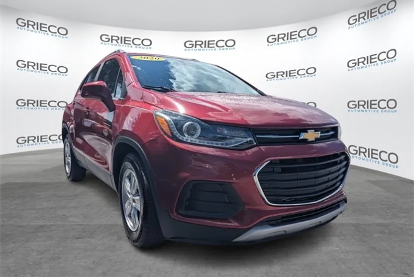 2020 Chevrolet Trax LT photo 1