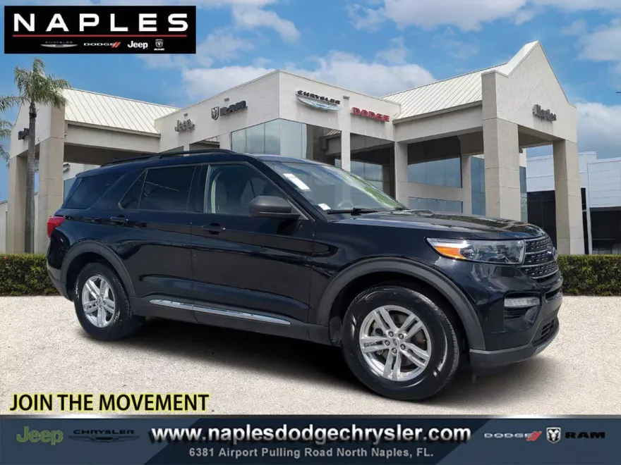 2022 Ford Explorer XLT photo 1