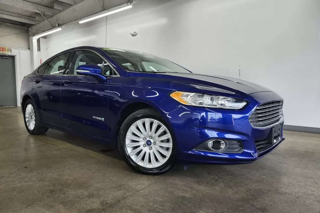 2014 Ford Fusion Hybrid SE photo 1