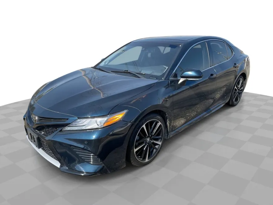 2018 Toyota Camry XSE V6 photo 1