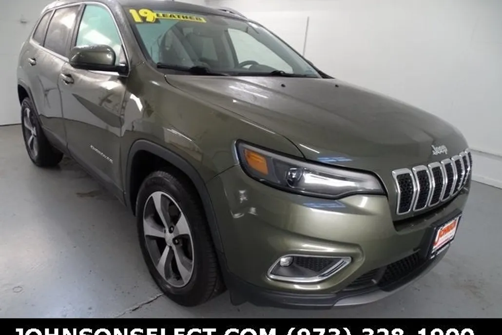 2019 Jeep Cherokee Limited photo 1