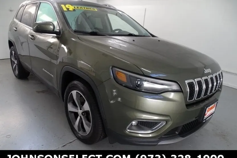 2019 Jeep Cherokee Limited photo 1