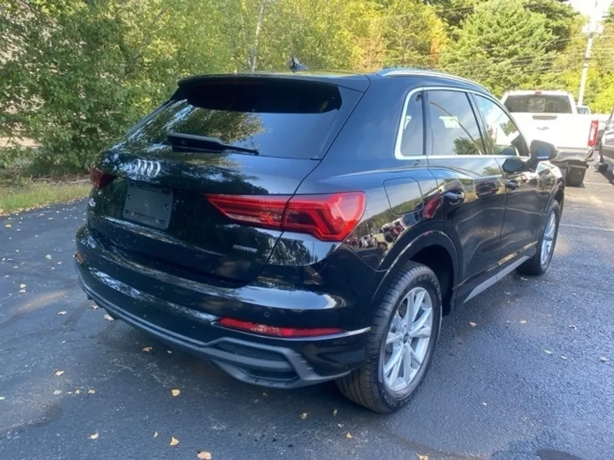 2024 Audi Q3 Premium S line photo 1