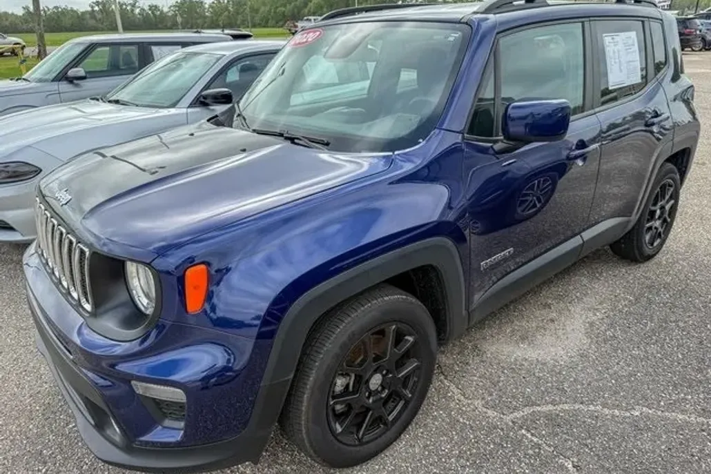 2020 Jeep Renegade Latitude photo 1
