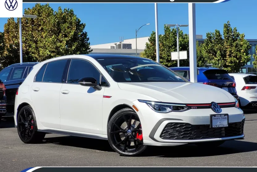 2024 Volkswagen Golf GTI 380 Autobahn photo 1