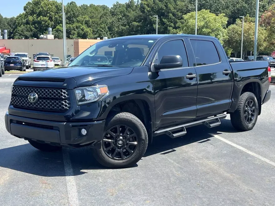 2021 Toyota Tundra SR5 CrewMax photo 1