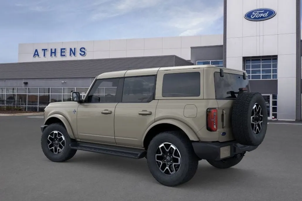 2025 Ford Bronco Outer Banks photo 1