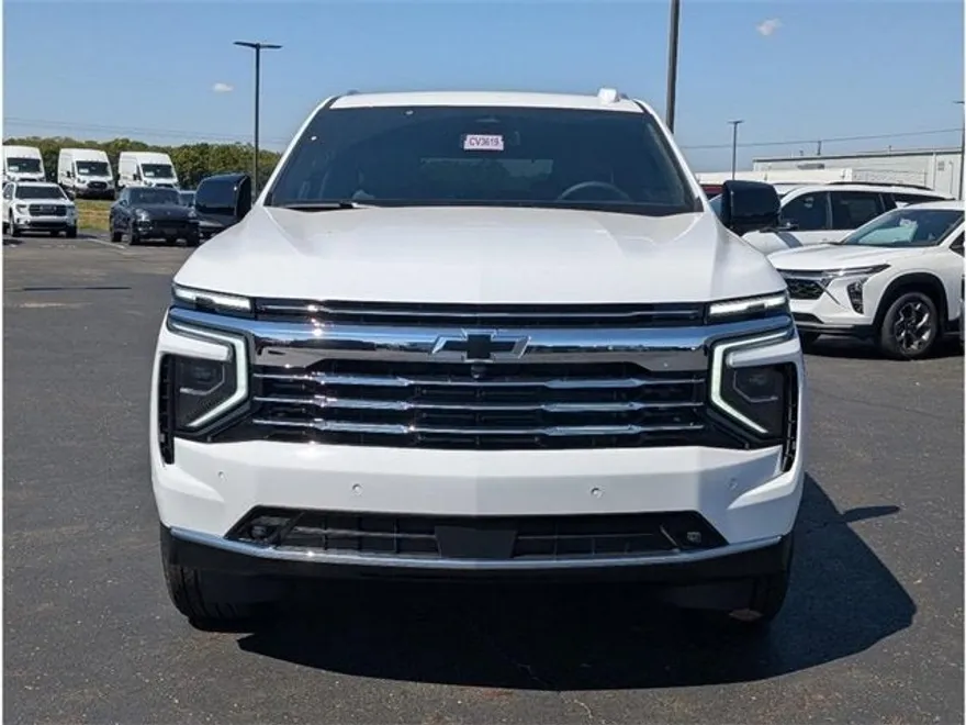 2026 Chevrolet Suburban LT photo 1