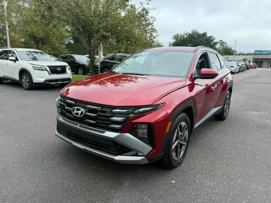 2025 Hyundai Tucson SEL photo 1