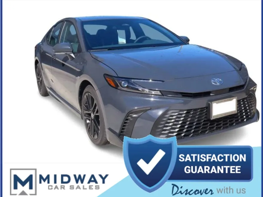 2025 Toyota Camry photo 1