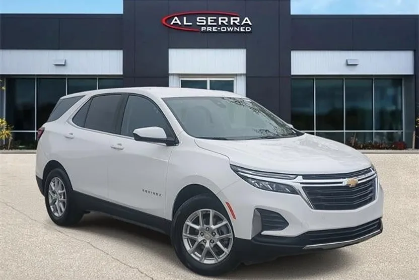 2023 Chevrolet Equinox LT photo 1