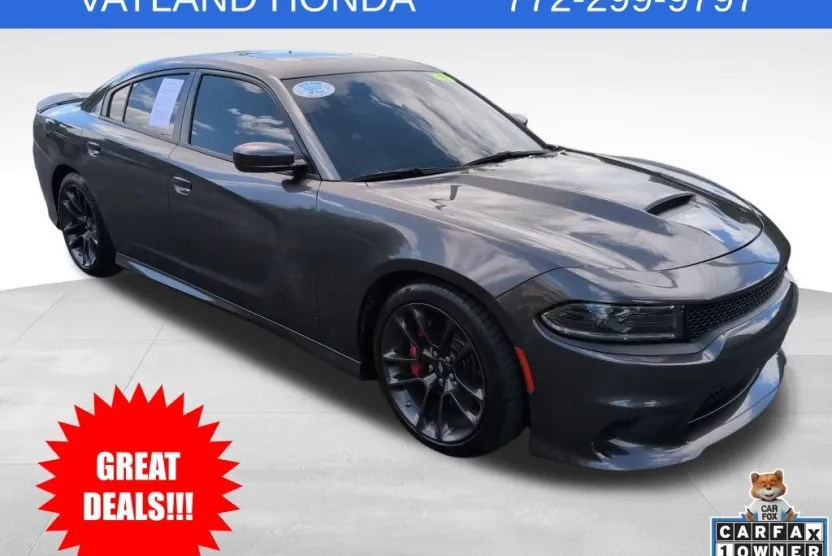 2022 Dodge Charger R/T photo 1