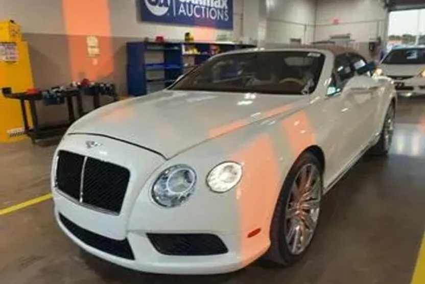 2013 Bentley Continental GTC photo 1