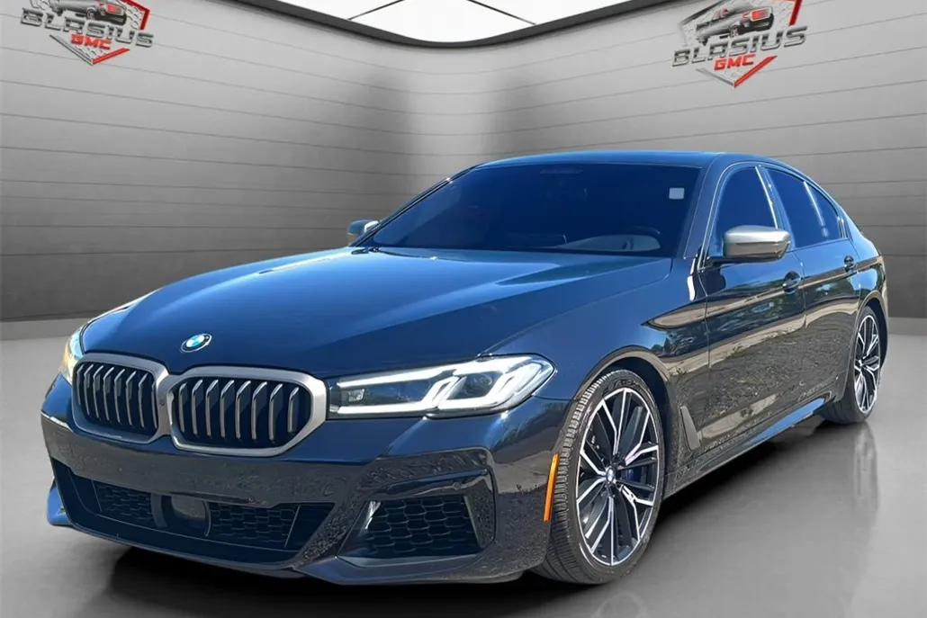 2022 Bmw M550i xDrive photo 1