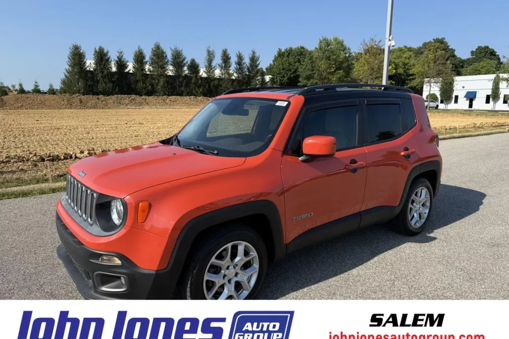 2015 Jeep Renegade Latitude photo 1