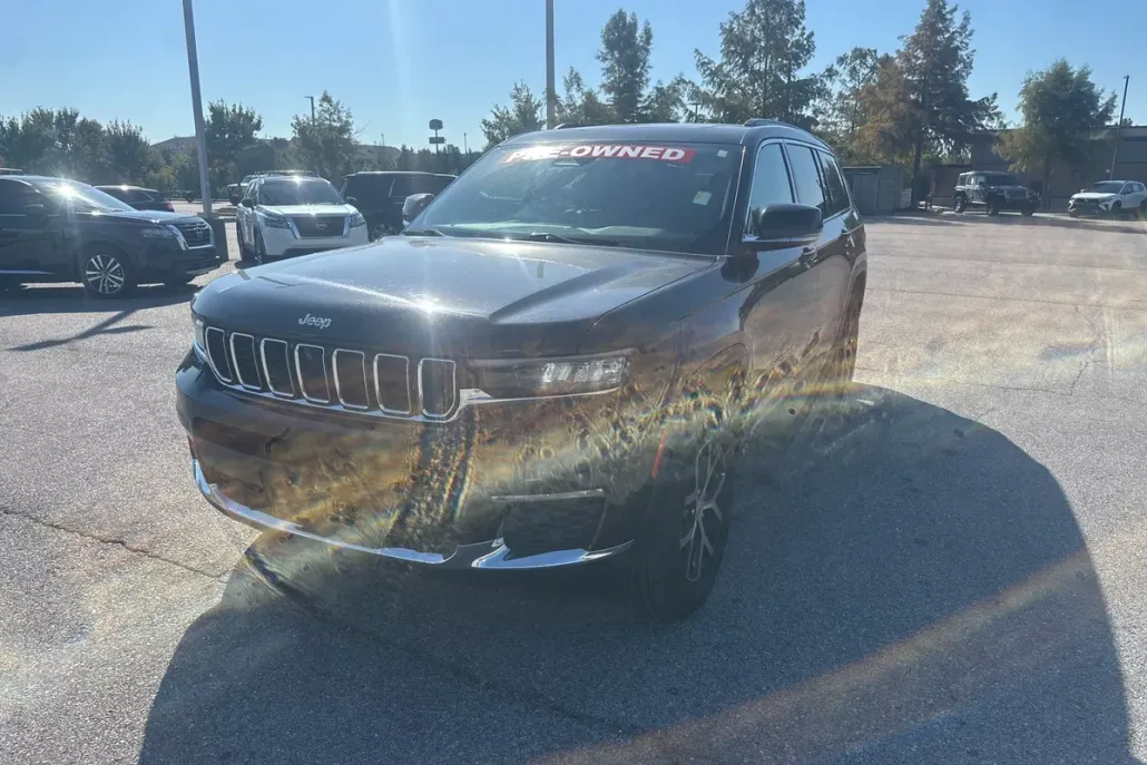 2024 Jeep Grand Cherokee Limited photo 1