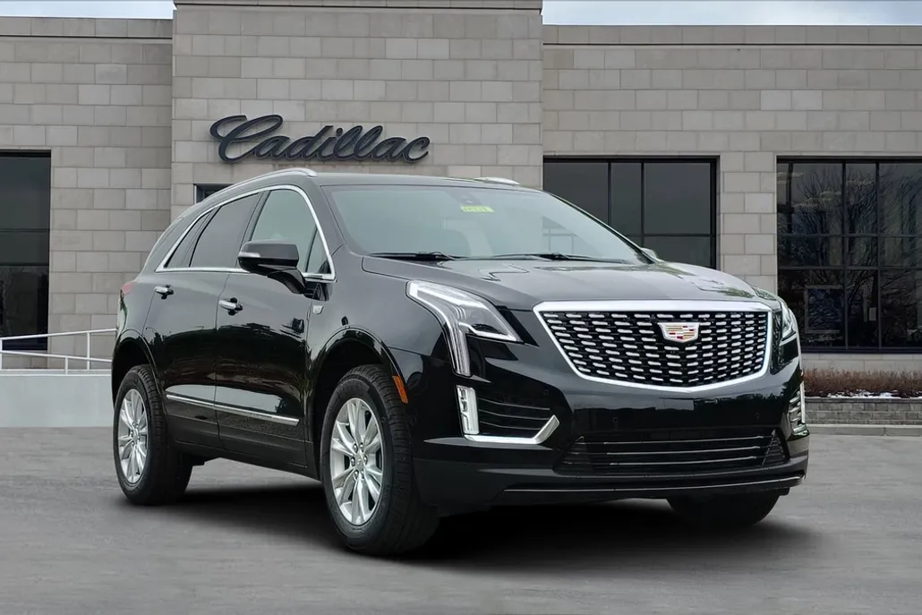 2025 Cadillac XT5 Luxury photo 1