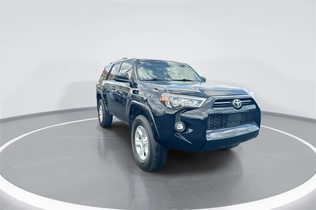 2023 Toyota 4Runner SR5 4WD photo 1