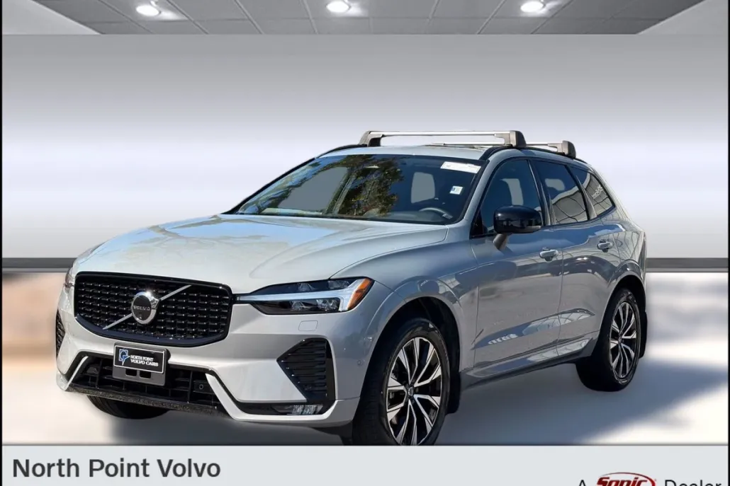 2024 Volvo XC60 B5 Plus photo 1