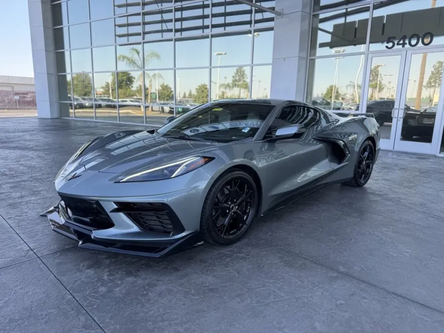 2022 Chevrolet Corvette Stingray 2LT photo 1