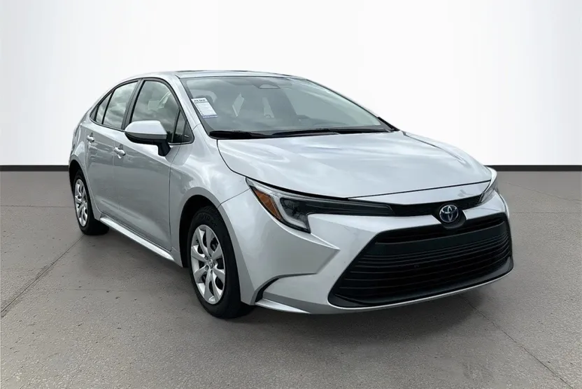 2025 Toyota Corolla Hybrid LE photo 1