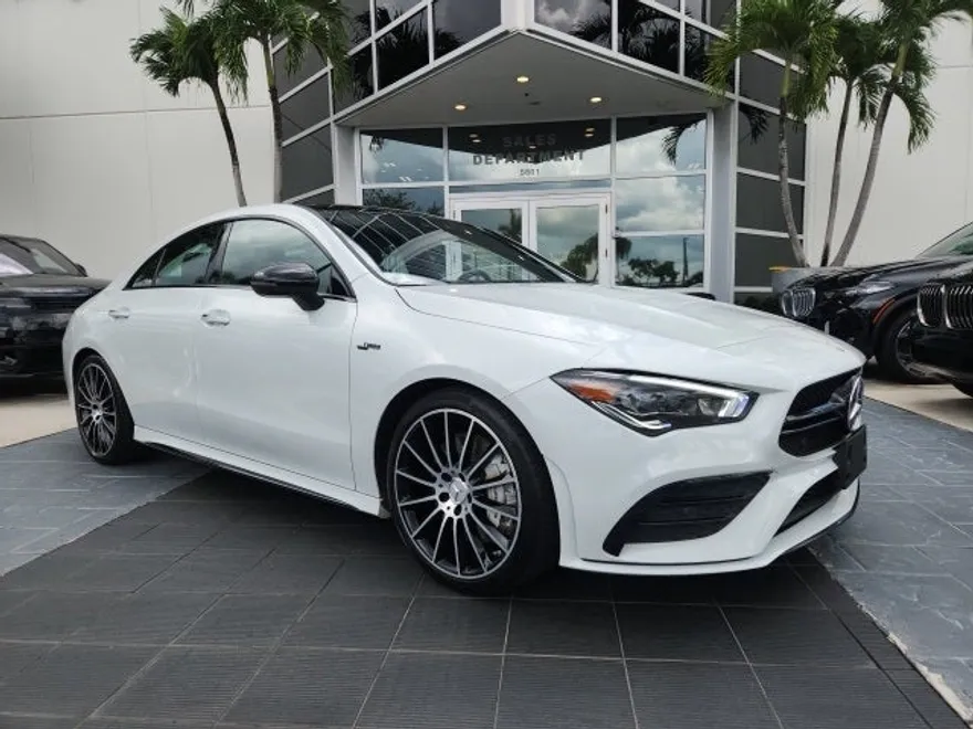 2023 Mercedes Benz CLA AMG 35 4MATIC photo 1