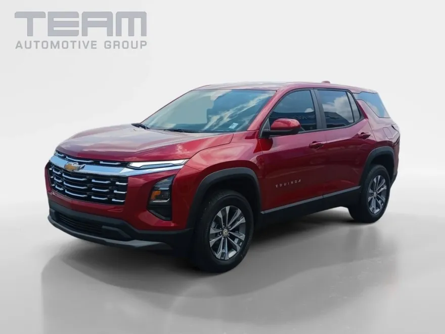 2026 Chevrolet Equinox LT photo 1