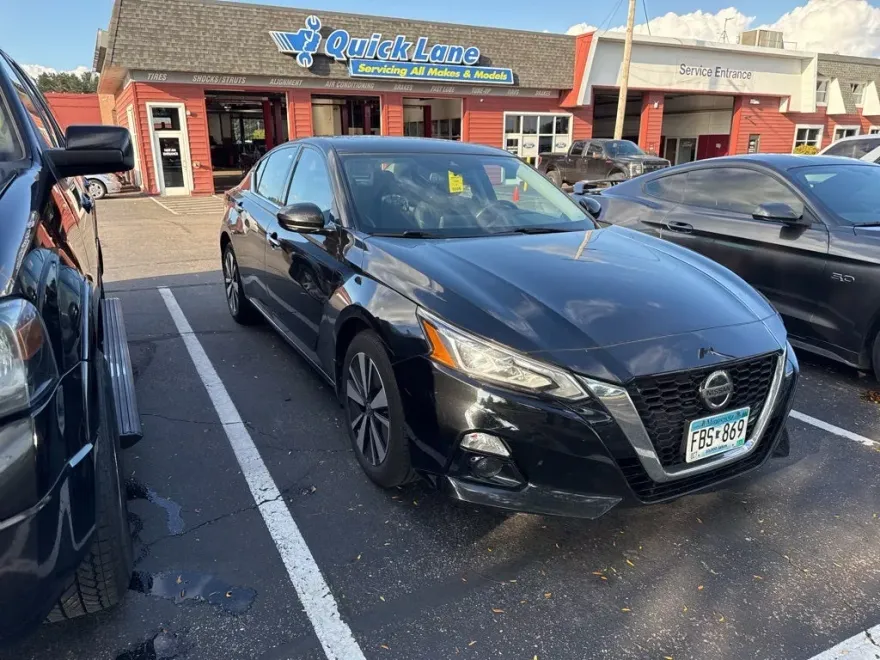 2020 Nissan Altima 2.5 SL photo 1