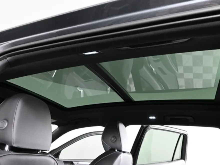 2025 Volkswagen Tiguan SE R-Line Black photo 1