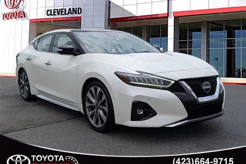 2023 Nissan Maxima Platinum photo 1