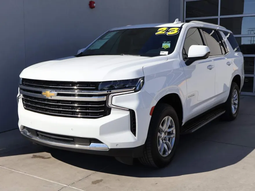 2023 Chevrolet Tahoe LT photo 1