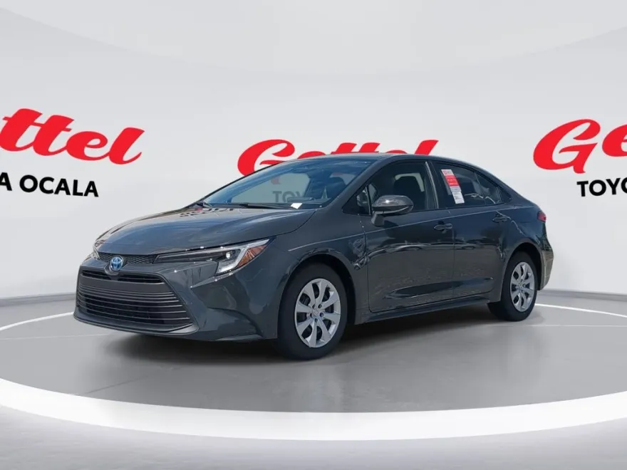 2025 Toyota Corolla Hybrid LE photo 1