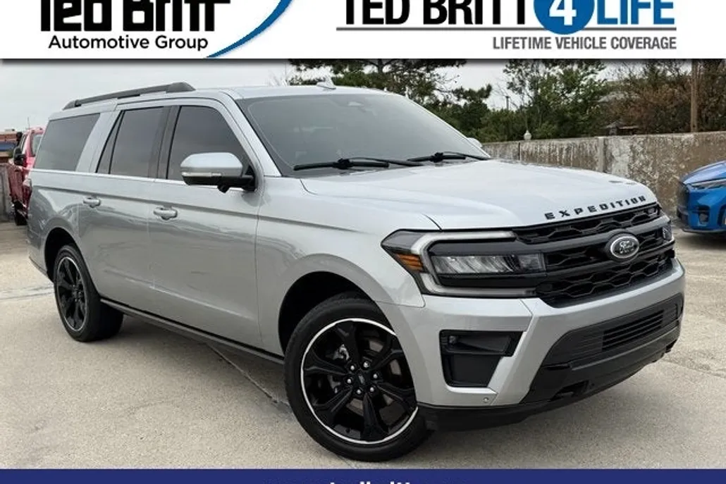 2023 Ford Expedition MAX Limited photo 1