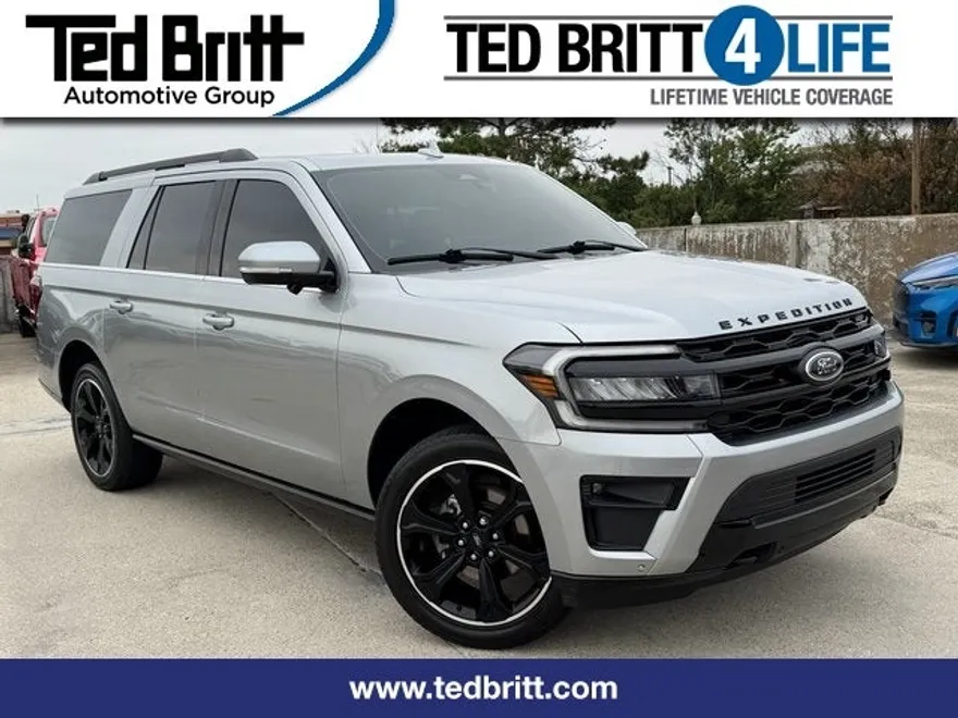 2023 Ford Expedition MAX Limited photo 1