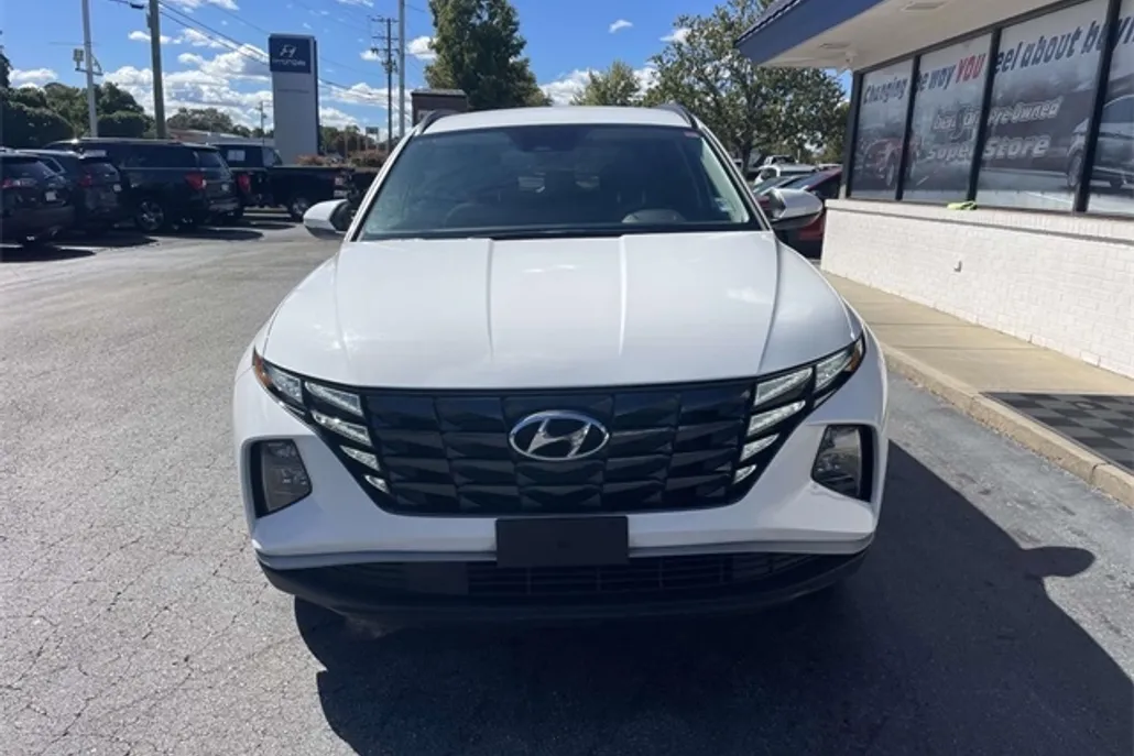 2024 Hyundai Tucson SEL photo 1