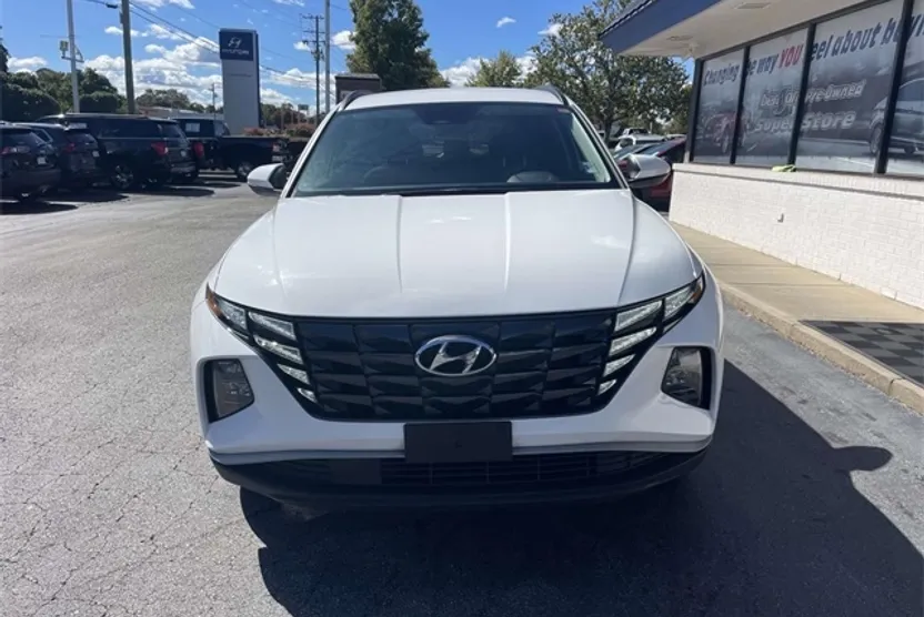 2024 Hyundai Tucson SEL photo 1
