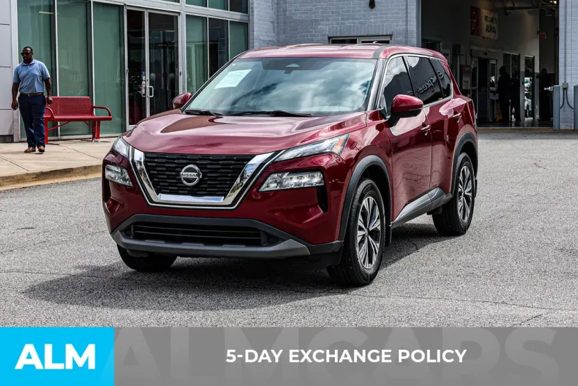 2021 Nissan Rogue SV photo 1