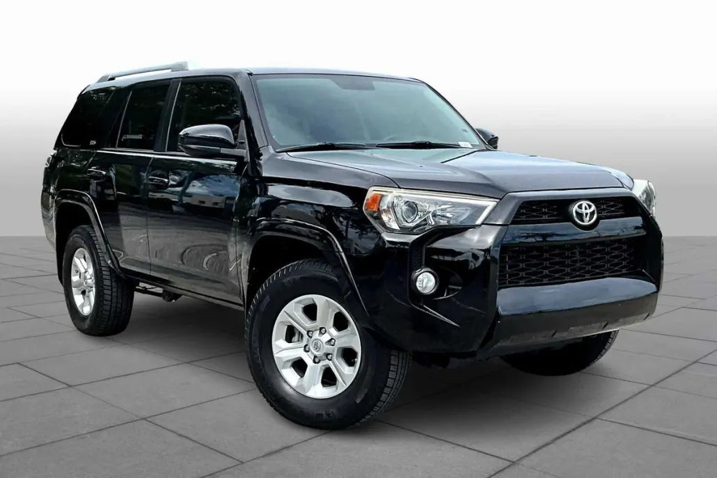 2014 Toyota 4Runner SR5 photo 1