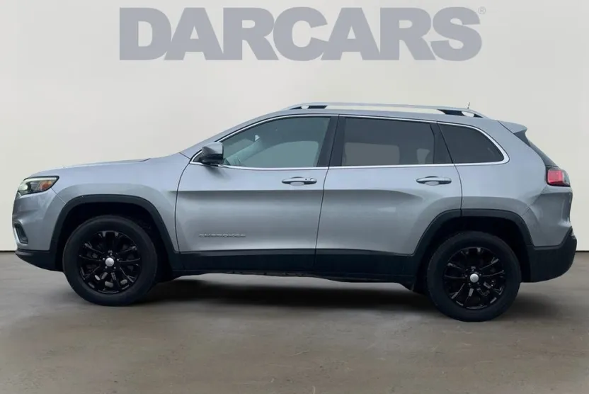 2019 Jeep Cherokee Latitude photo 1